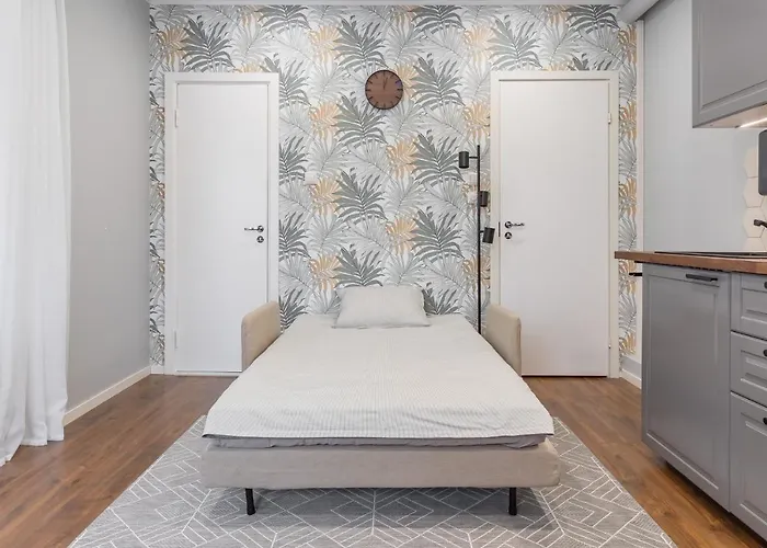 Romantic - Private Entrance! Parnu